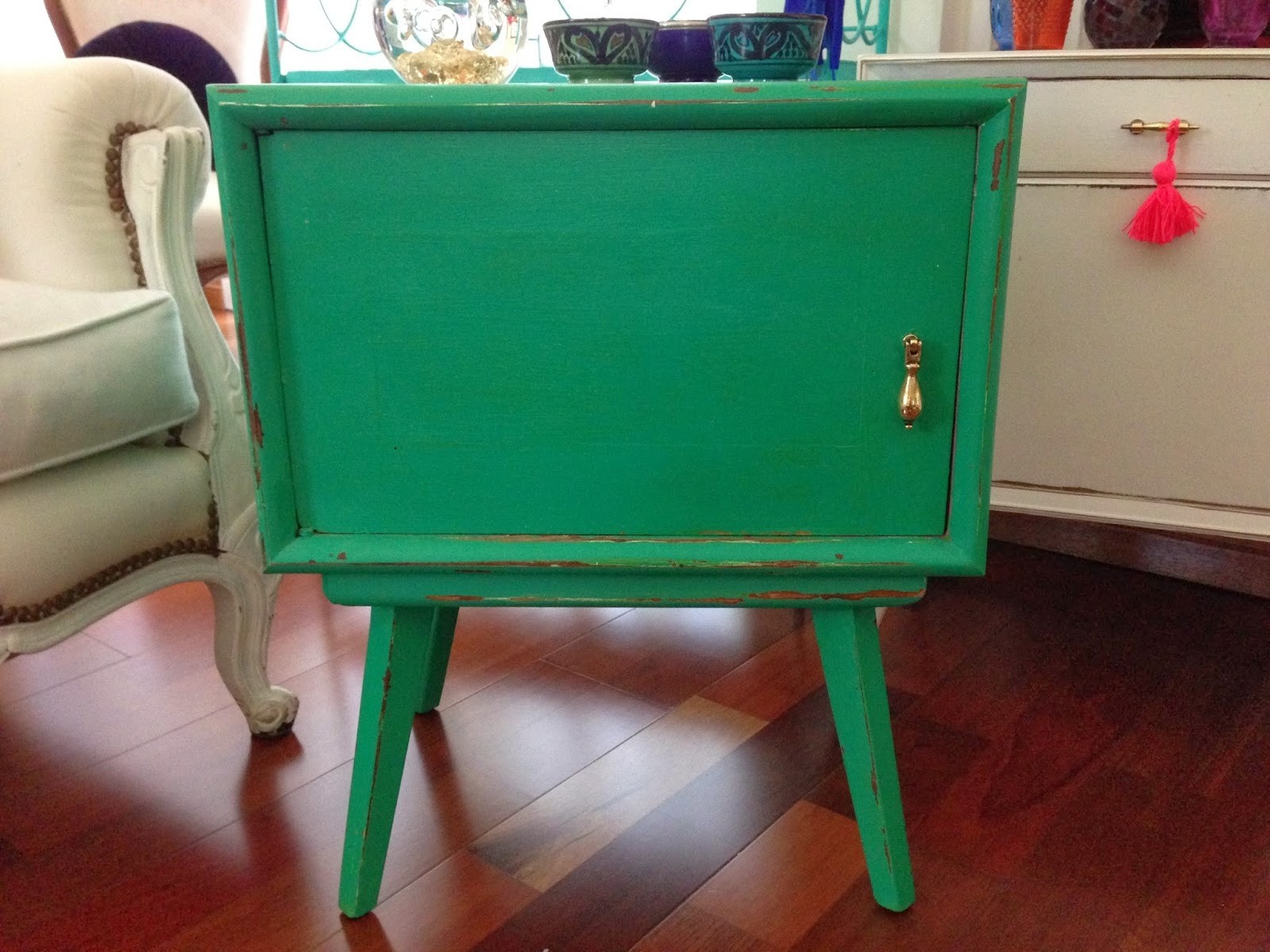 pintura-vintage-verde-oriental-500-ml-1.jpg